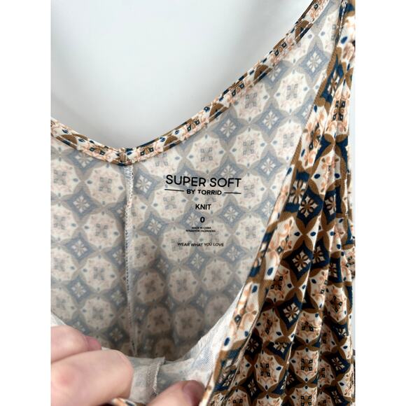 Torrid Super Soft Culotte Jumpsuit Tan Mindy motifs Wide Leg Crop Stretch Size L - Picture 6 of 9